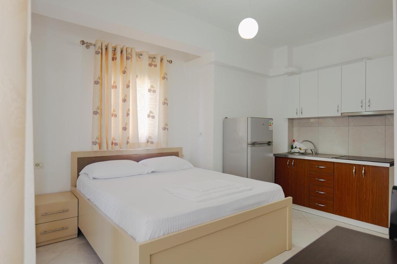 Kidi Apartments Sarandë Exteriör bild