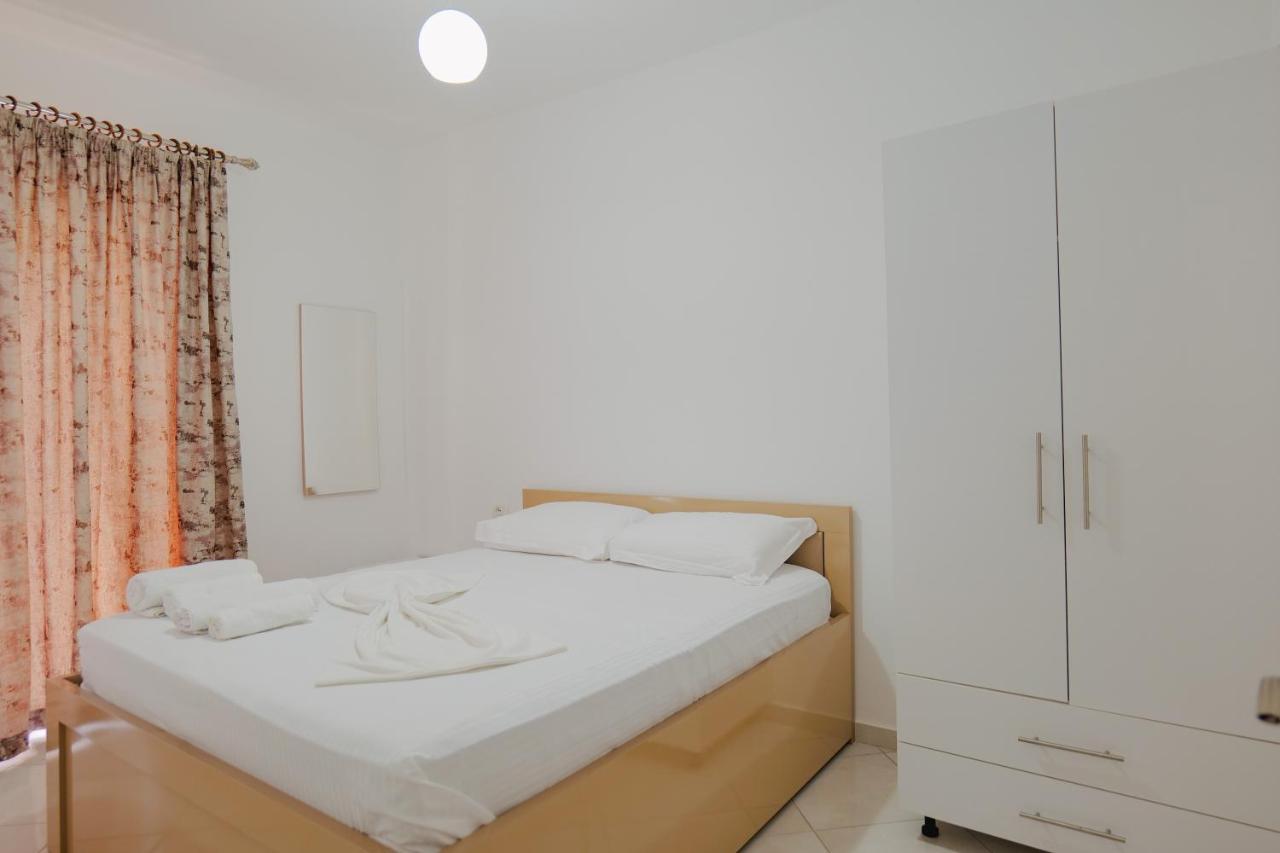 Kidi Apartments Sarandë Exteriör bild
