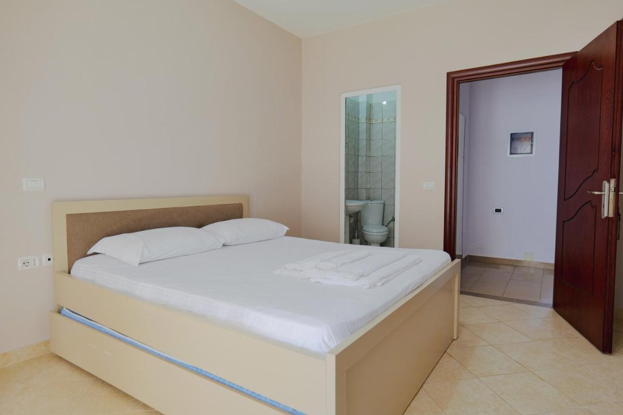 Kidi Apartments Sarandë Exteriör bild