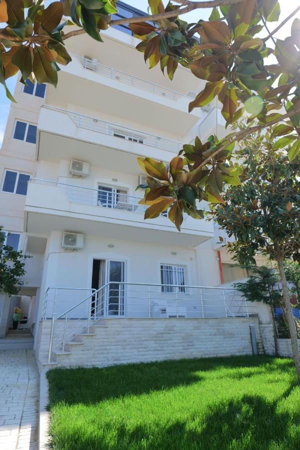 Kidi Apartments Sarandë Exteriör bild