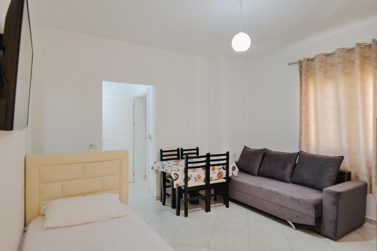 Kidi Apartments Sarandë Exteriör bild